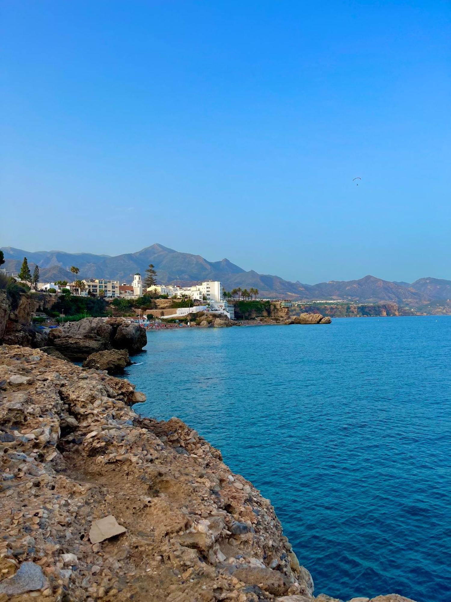 Costa Suri Leilighet Nerja Eksteriør bilde